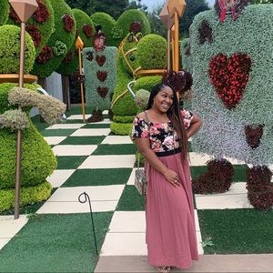 Meet your Posher, Tiara